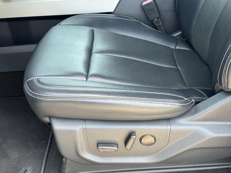 Used 2022 Ford F250 Lariat w/ Chrome Package AWD/4WD image 24