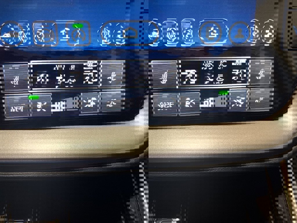 Certified 2025 Subaru Legacy Premium image 20