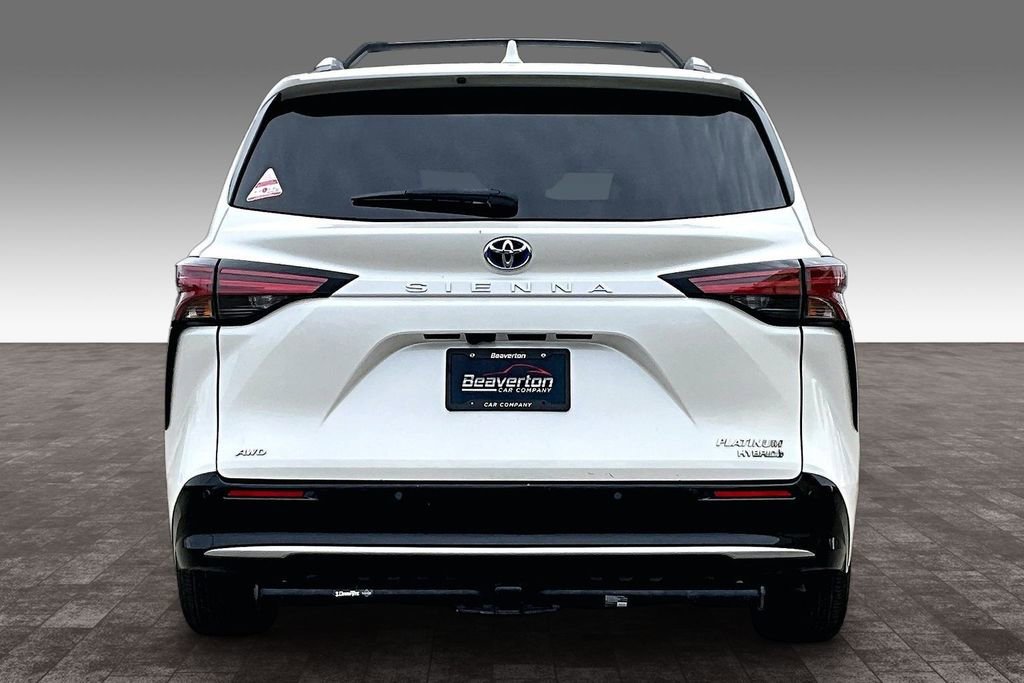 Used 2021 Toyota Sienna Platinum image 5
