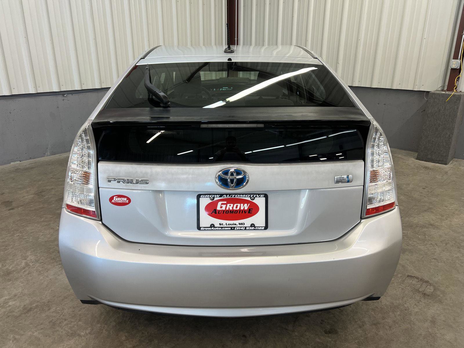 Used 2010 Toyota Prius Five image 11