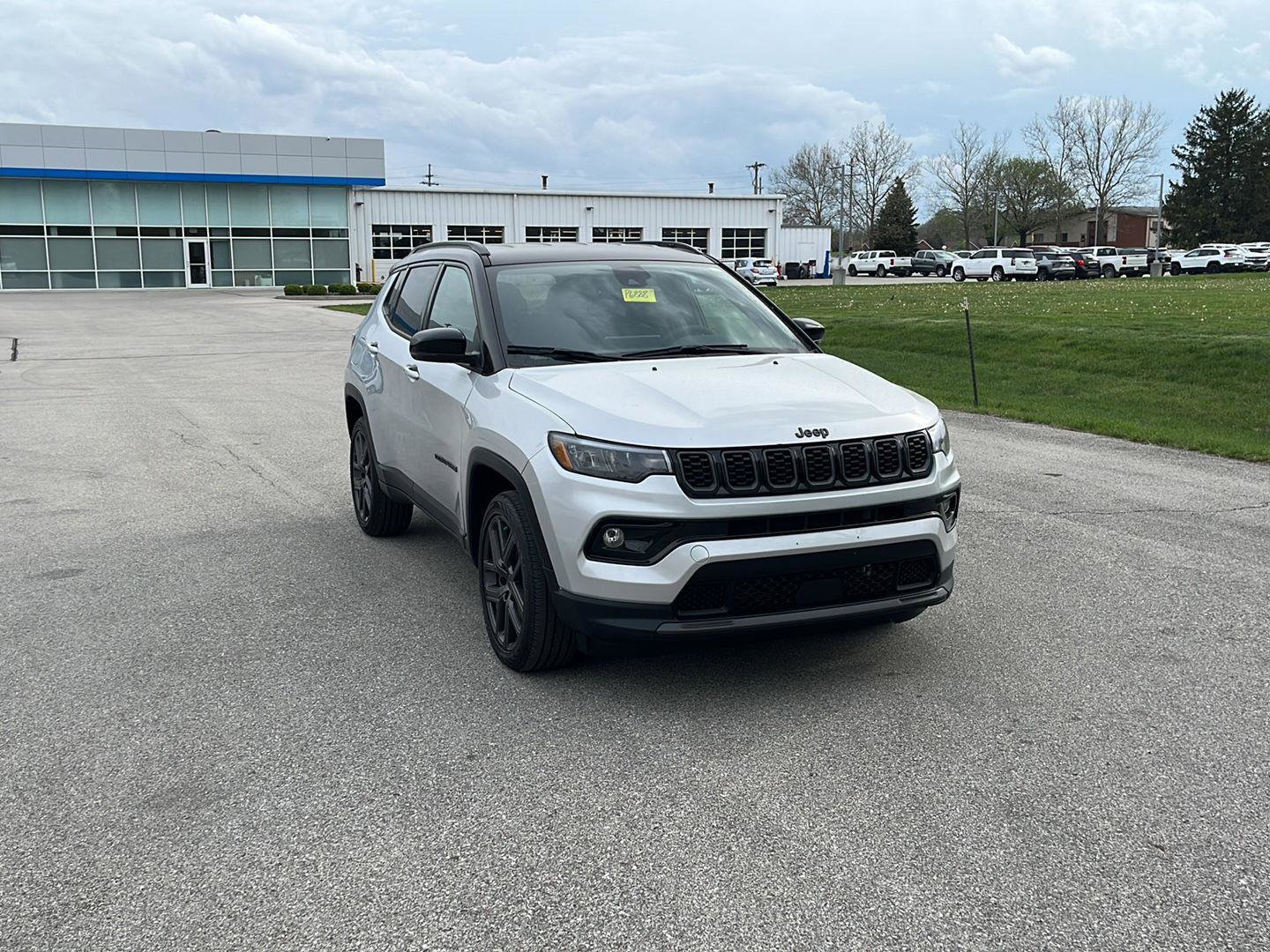 Used 2026 Jeep Compass Limited AWD/4WD image 8