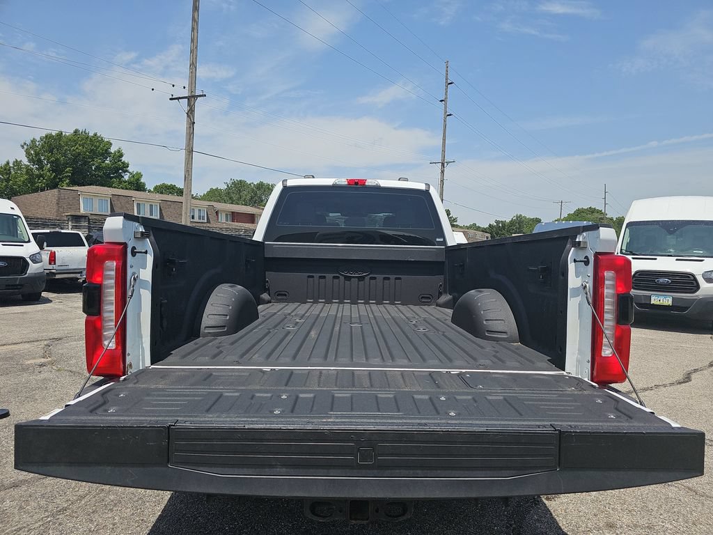 Used 2023 Ford F350 XL w/ 360-Degree Camera Package RWD image 12