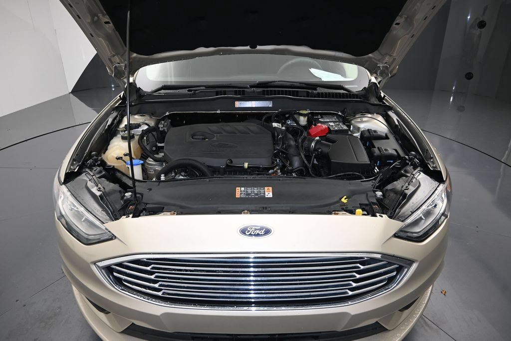 Used 2018 Ford Fusion SE w/ Fusion SE Technology Package FWD image 28