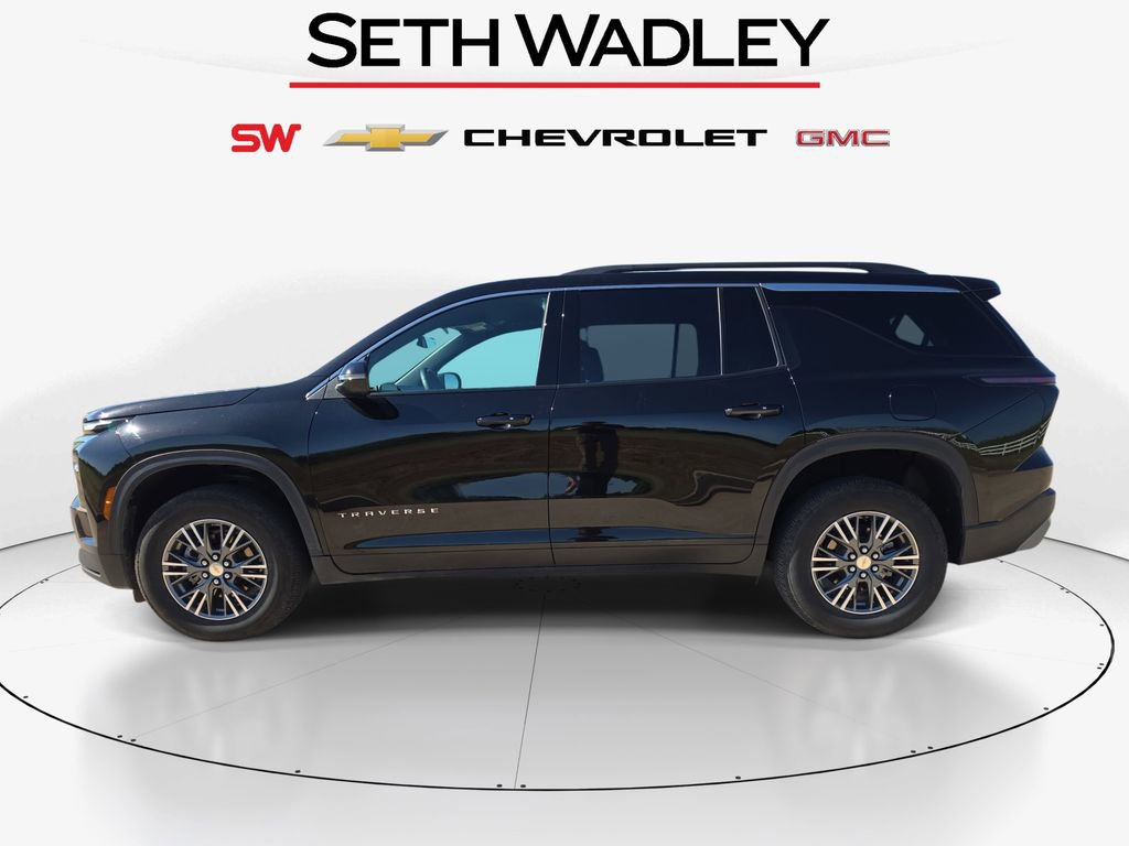 Used 2026 Chevrolet Traverse LT AWD/4WD image 4