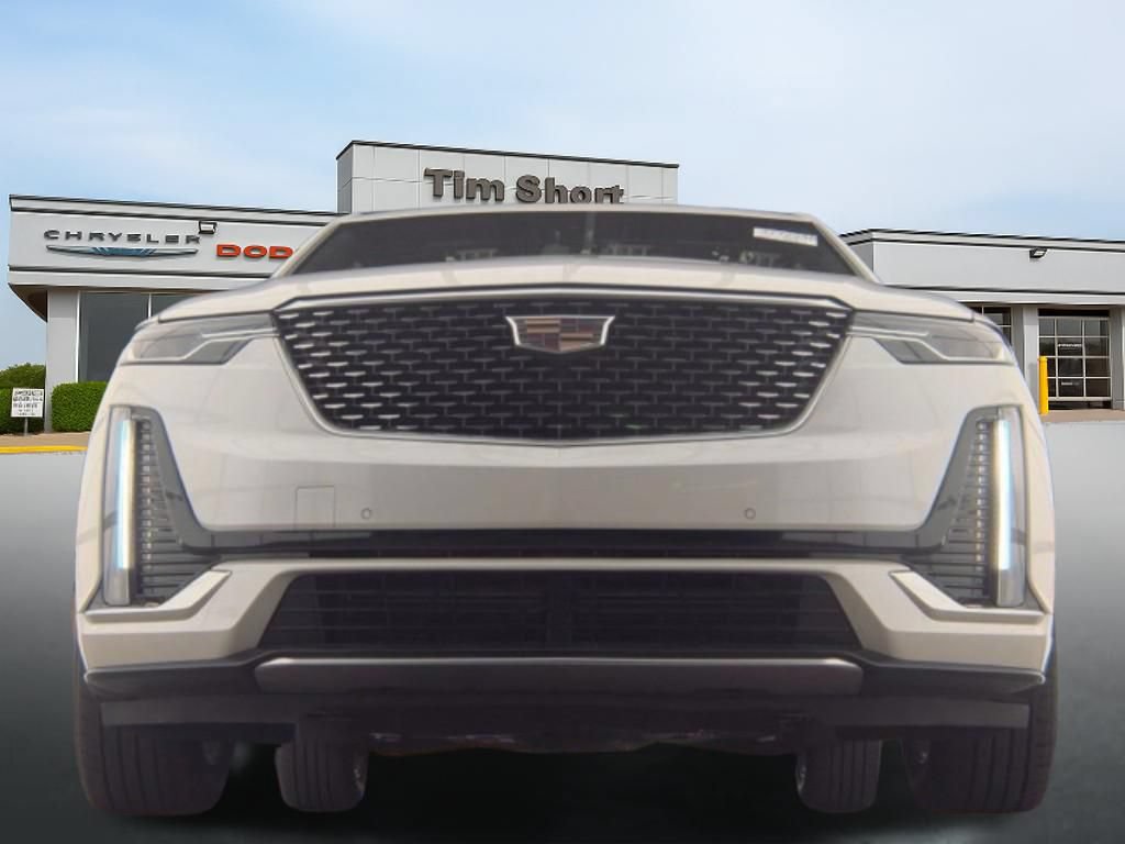Used 2024 Cadillac XT6 Luxury w/ LPO, Floor Liner Package AWD/4WD image 2