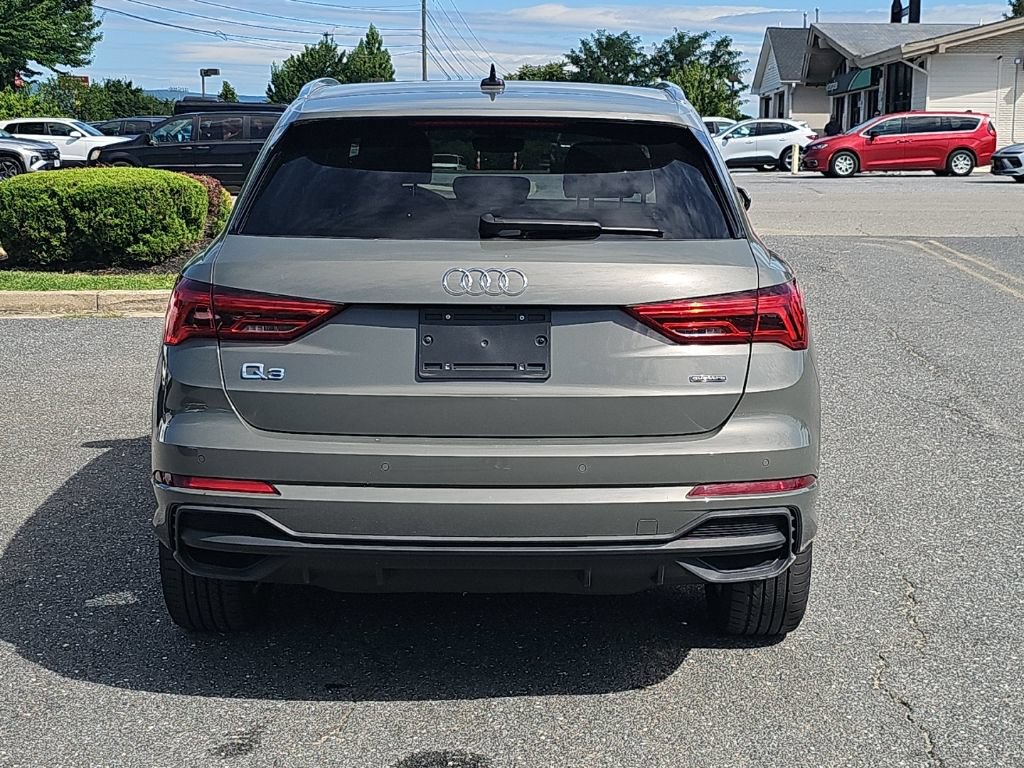 Certified 2023 Audi Q3 2.0T Premium w/ Convenience Package AWD/4WD image 14
