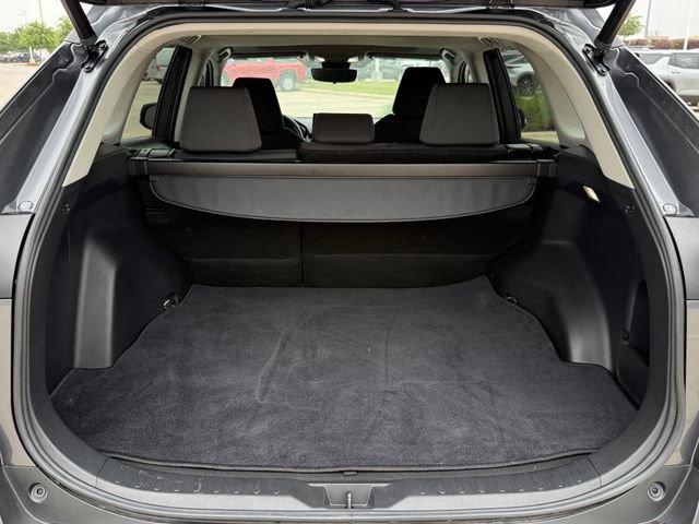 Used 2022 Toyota RAV4 XLE w/ Convenience Package image 29
