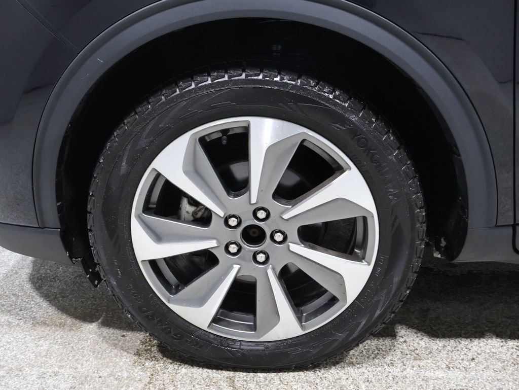 Used 2023 Ford Escape Platinum image 8