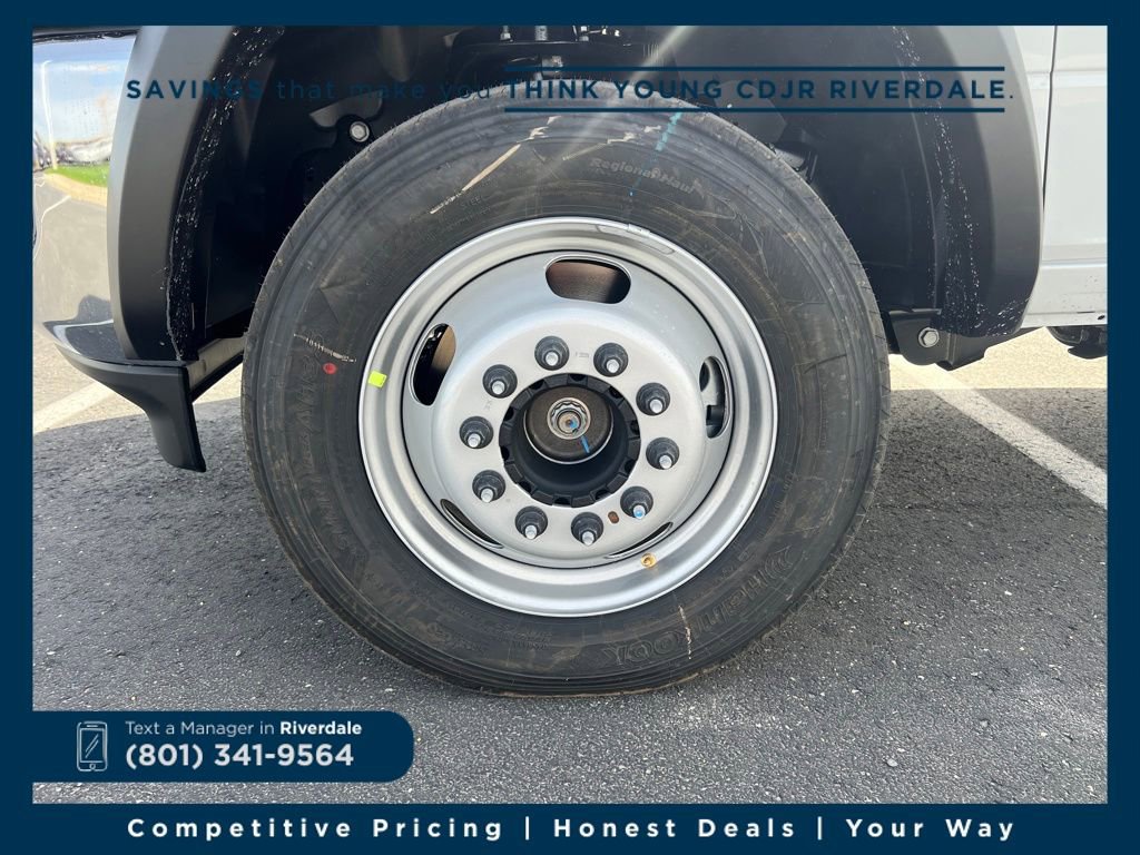 New 2026 RAM 5500 Tradesman image 23