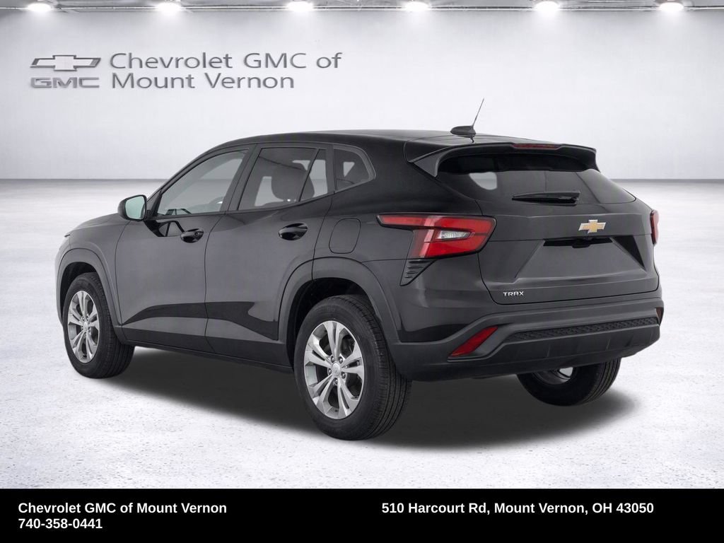 Used 2024 Chevrolet Trax LS FWD image 34