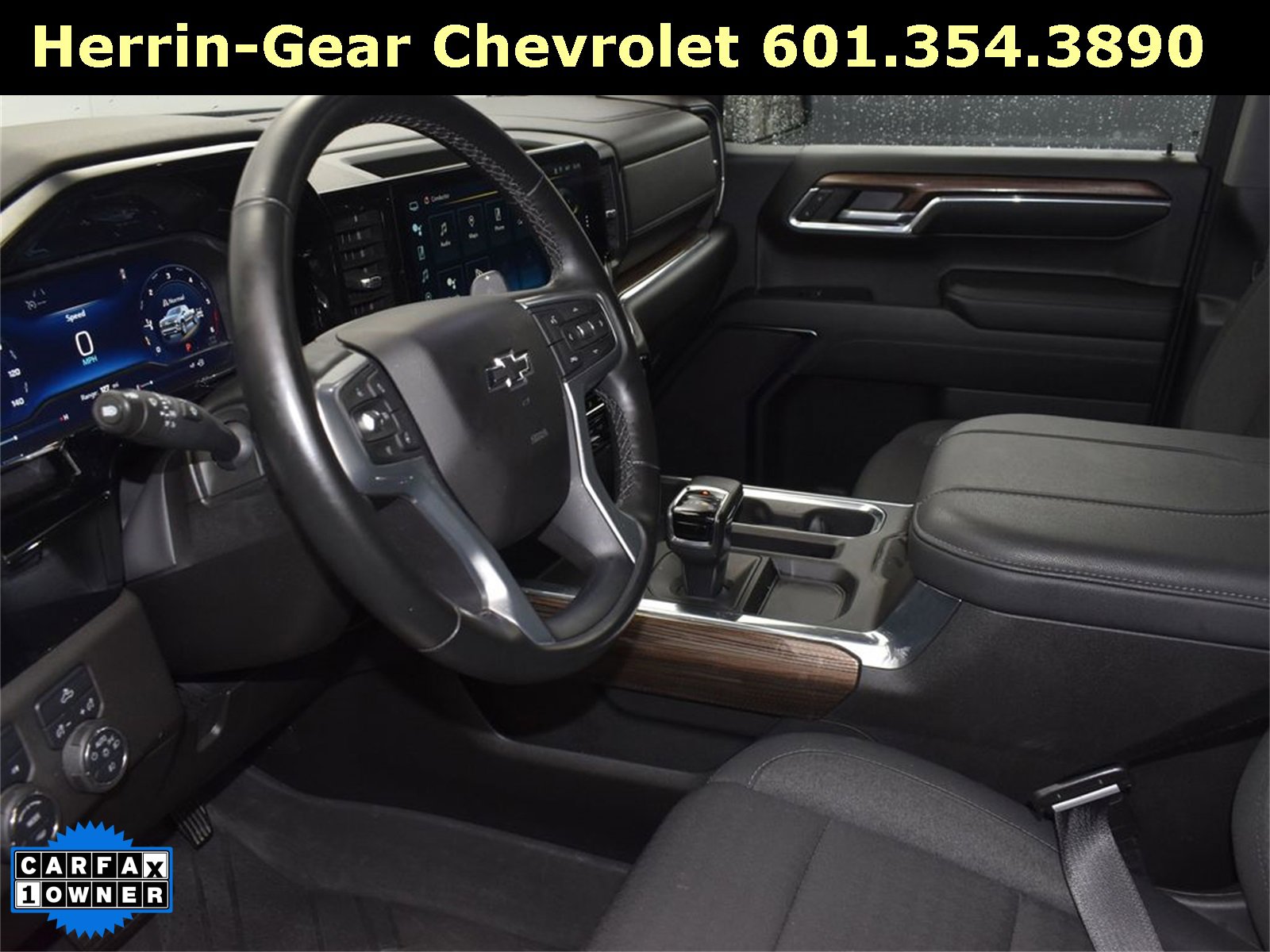 Used 2024 Chevrolet Silverado 1500 RST w/ Protection Package image 12
