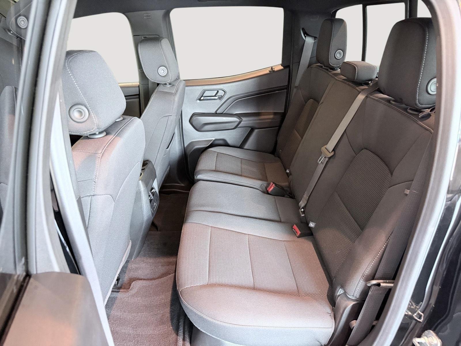 Used 2025 GMC Canyon Elevation w/ Convenience Package AWD/4WD image 24