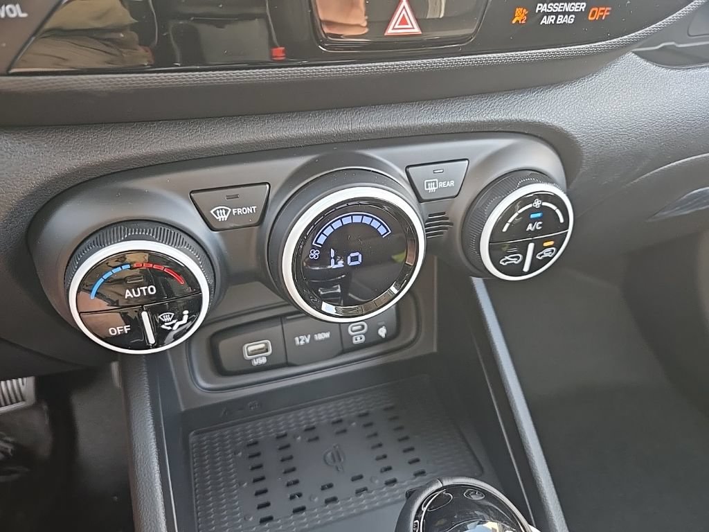 New 2026 Hyundai Venue SEL FWD image 40