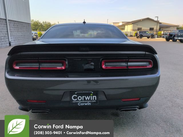 Used 2021 Dodge Challenger R/T Scat Pack RWD image 4