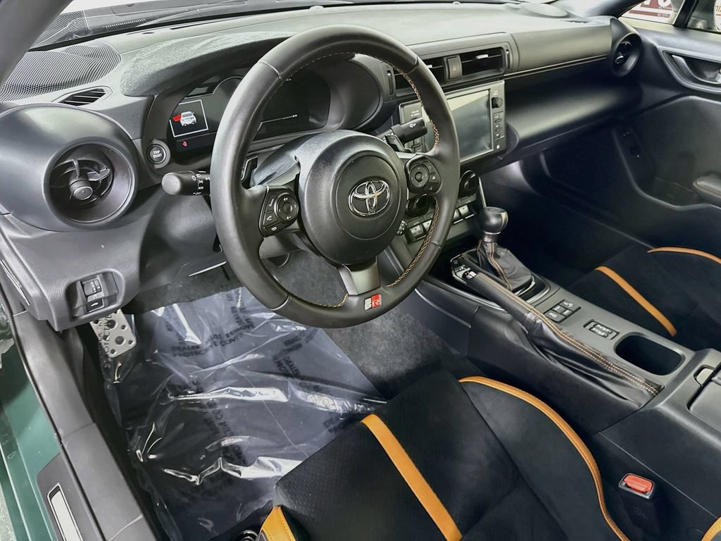 Certified 2025 Toyota GR86 Hakone Edition RWD image 18
