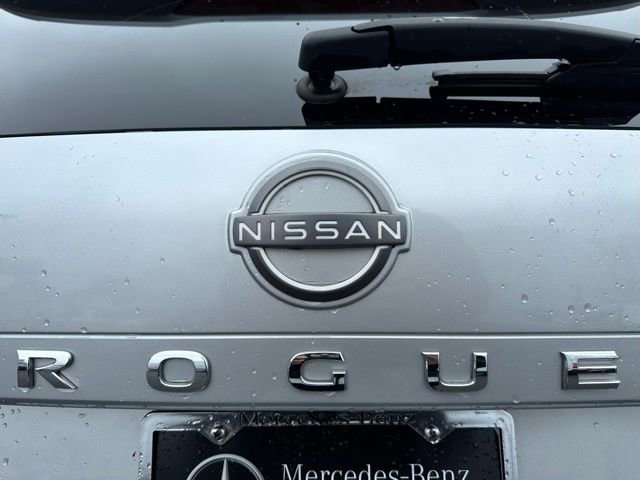Used 2022 Nissan Rogue SL w/ SL Premium Package image 9