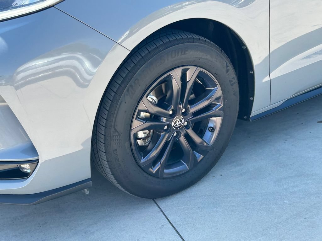 Certified 2024 Toyota Sienna XSE w/ XSE Premium Package AWD/4WD image 9