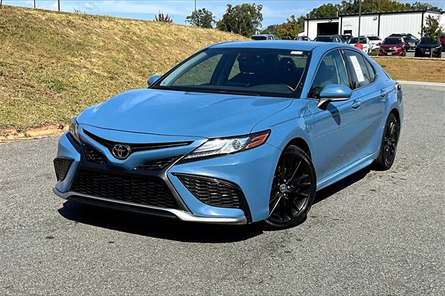 Used 2024 Toyota Camry XSE image 2