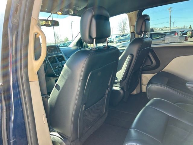 Used 2017 Dodge Grand Caravan SXT image 20