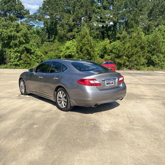 Used 2013 INFINITI M35 w/ Premium Pkg RWD image 3