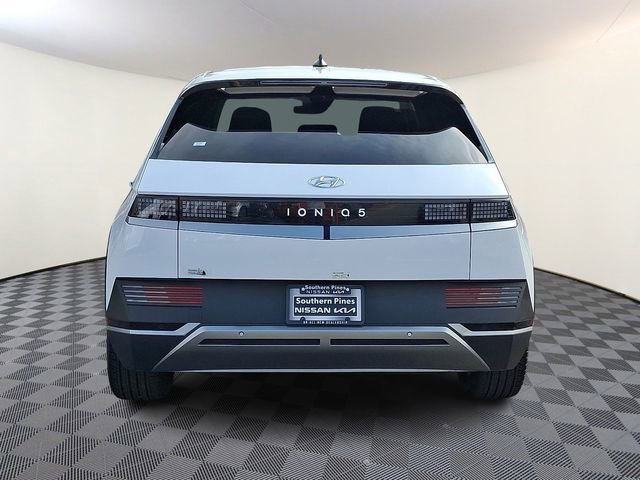 Used 2024 Hyundai Ioniq 5 SE image 6