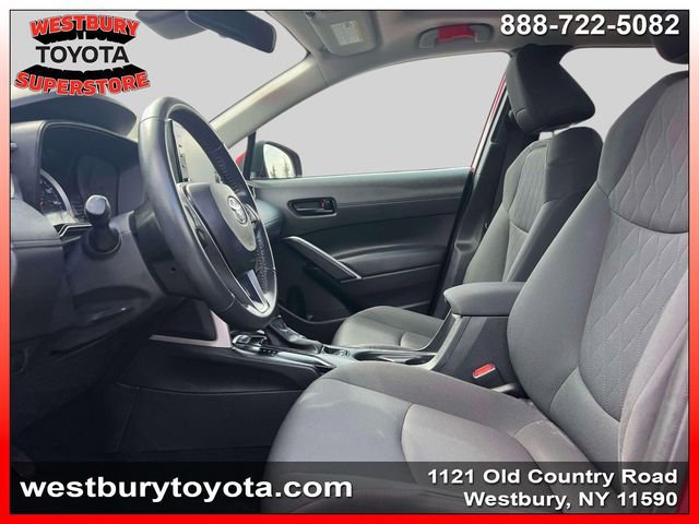 Used 2022 Toyota Corolla Cross LE w/ Moonroof Package image 18