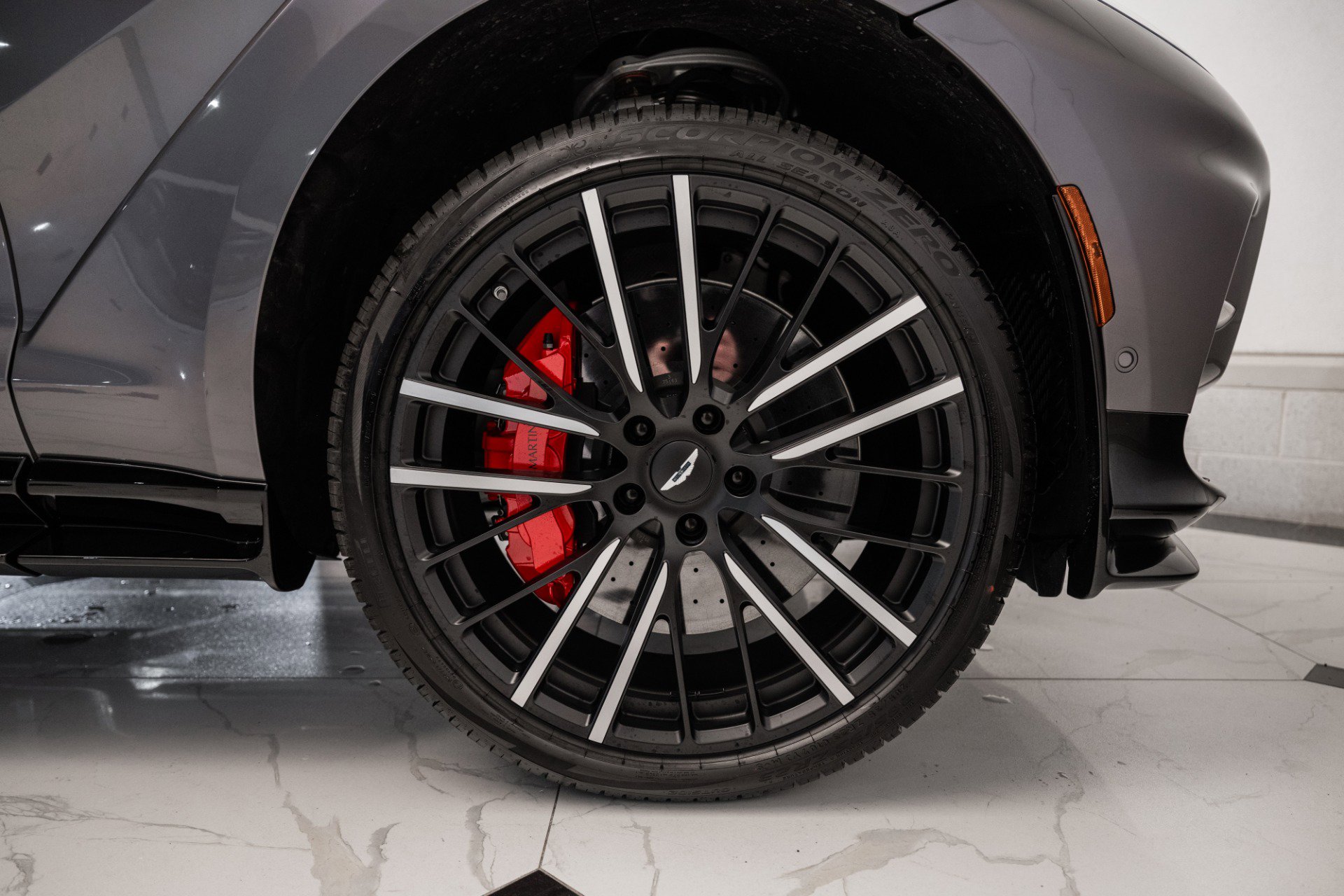 Used 2025 Aston Martin DBX 707 image 49