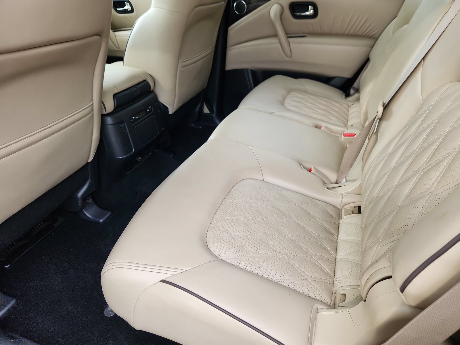 Used 2023 Nissan Armada Platinum w/ Cargo Package AWD/4WD image 11
