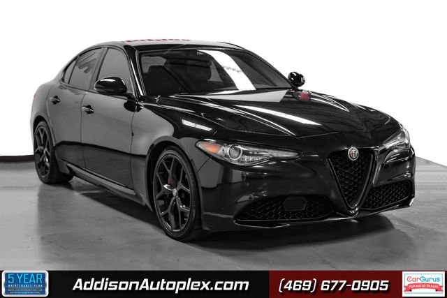 Used 2020 Alfa Romeo Giulia w/ Nero Edizione RWD image 1