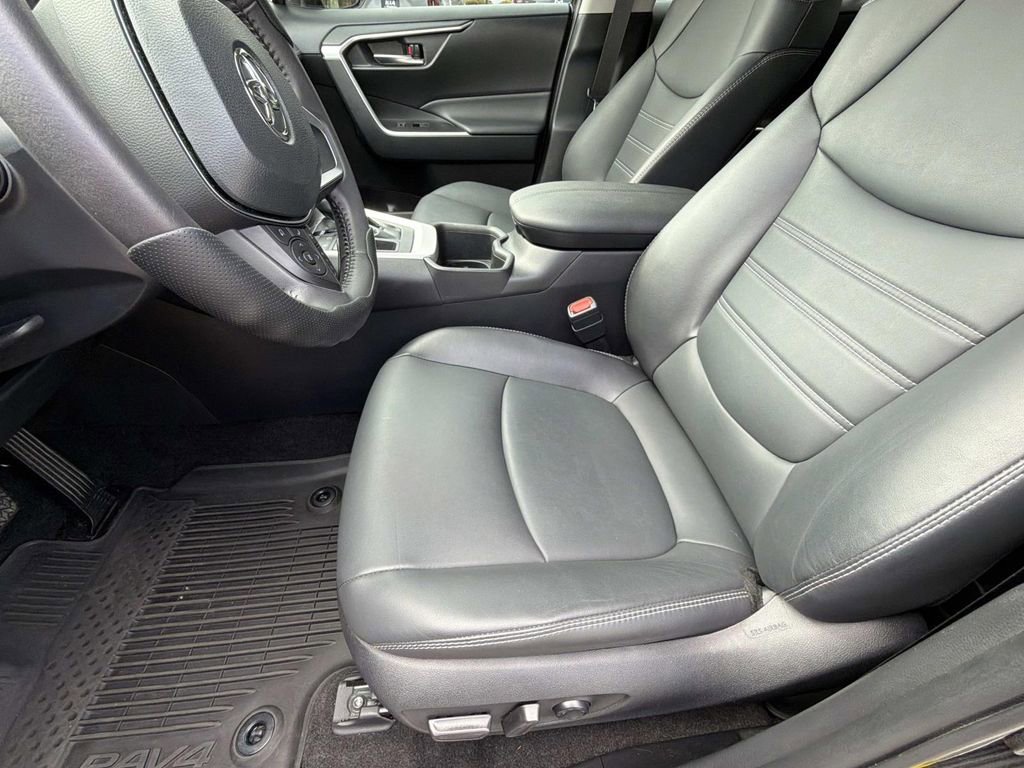 Used 2024 Toyota RAV4 XLE Premium FWD image 12
