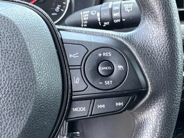 Used 2021 Toyota RAV4 XLE w/ Convenience Package AWD/4WD image 27