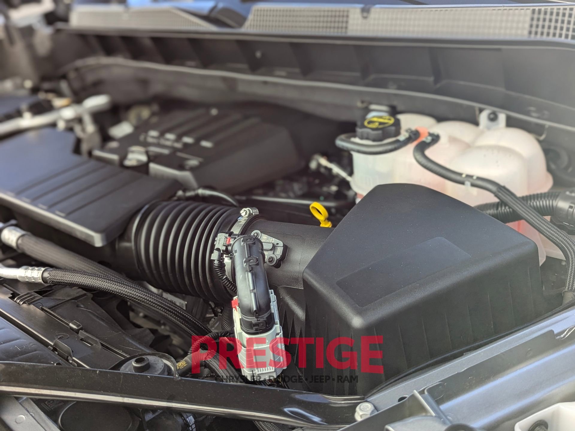 Used 2025 Chevrolet Silverado 1500 Custom w/ Turbomax Blackout Package RWD image 34