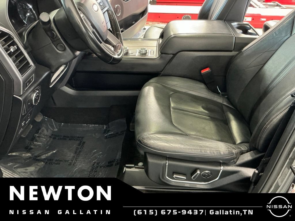 Used 2019 Ford Expedition Platinum AWD/4WD image 19
