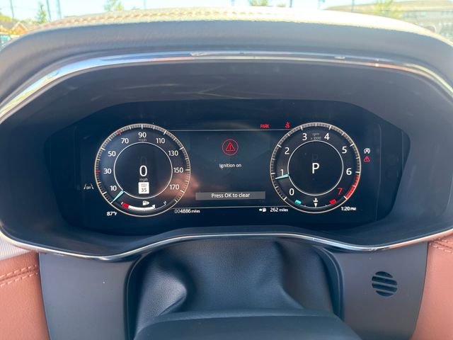 Used 2026 Jaguar F-PACE R-Dynamic S image 12