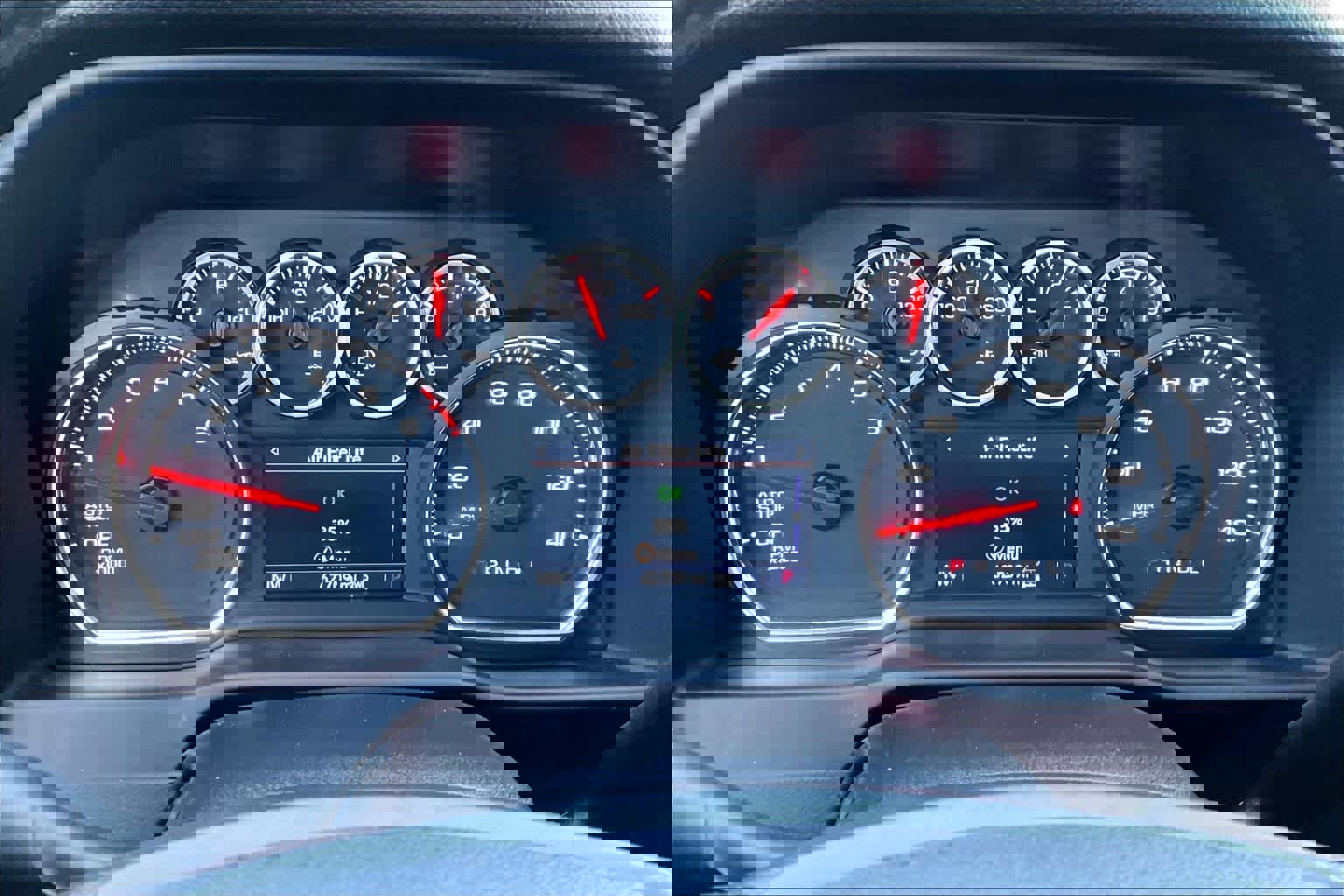 Used 2021 Chevrolet Silverado 1500 LT Trail Boss w/ Convenience Package II image 25