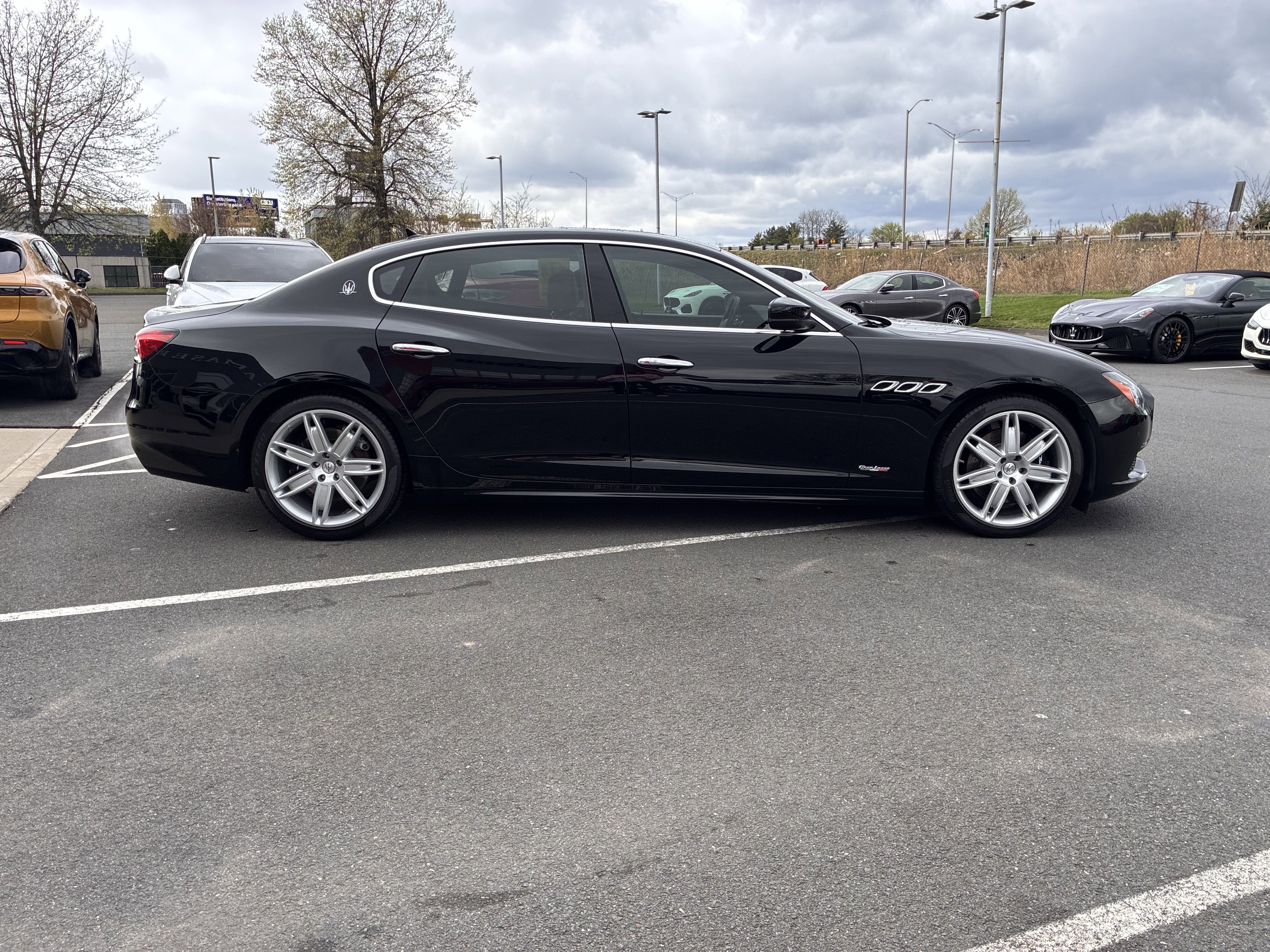 Used 2021 Maserati Quattroporte S GranLusso image 5