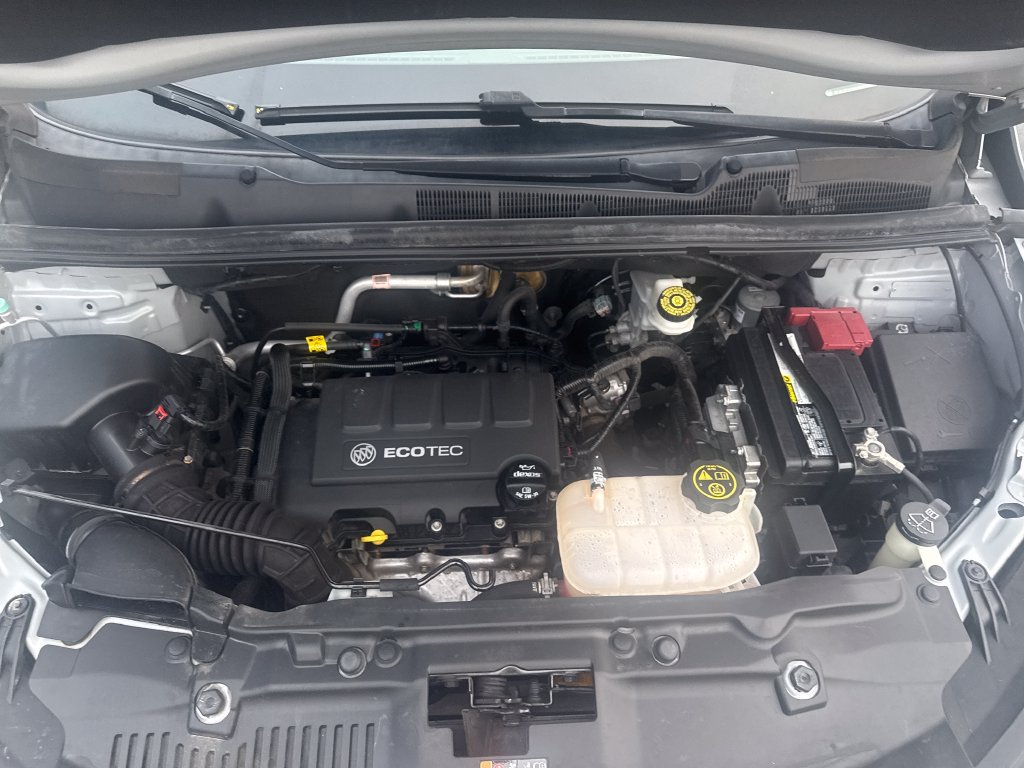 Used 2017 Buick Encore Essence AWD/4WD image 33