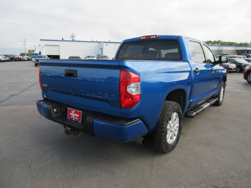 Used 2016 Toyota Tundra SR5 w/ SR5 Upgrade Package AWD/4WD image 4