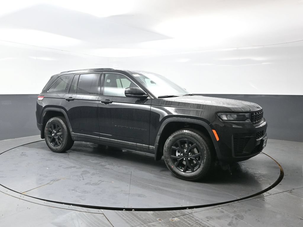 New 2026 Jeep Grand Cherokee Altitude AWD/4WD image 3