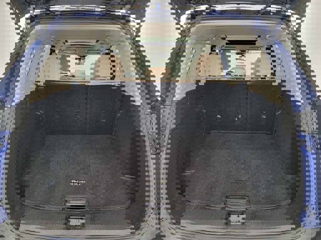 Used 2021 Nissan Rogue SV w/ Premium Package image 29