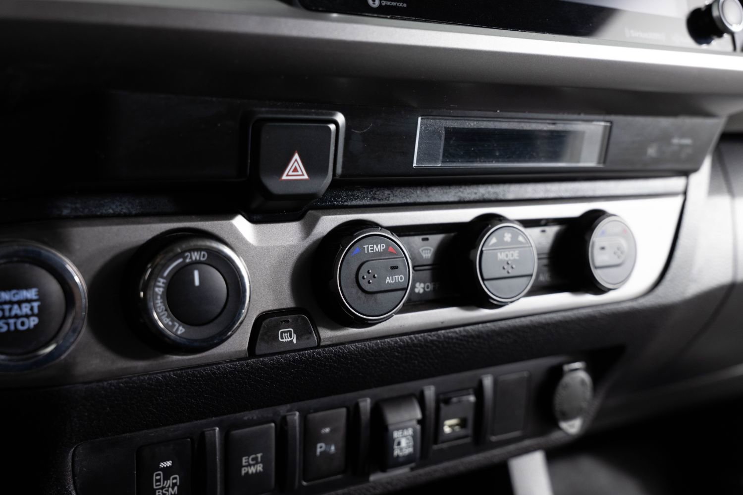 Used 2023 Toyota Tacoma SR5 image 36