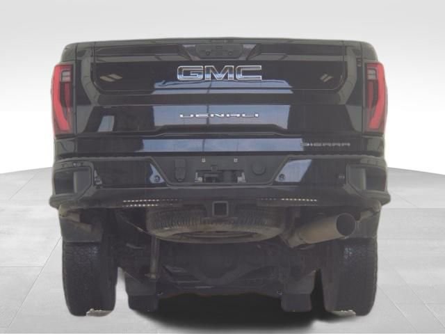 Used 2024 GMC Sierra 2500 Denali Ultimate image 6