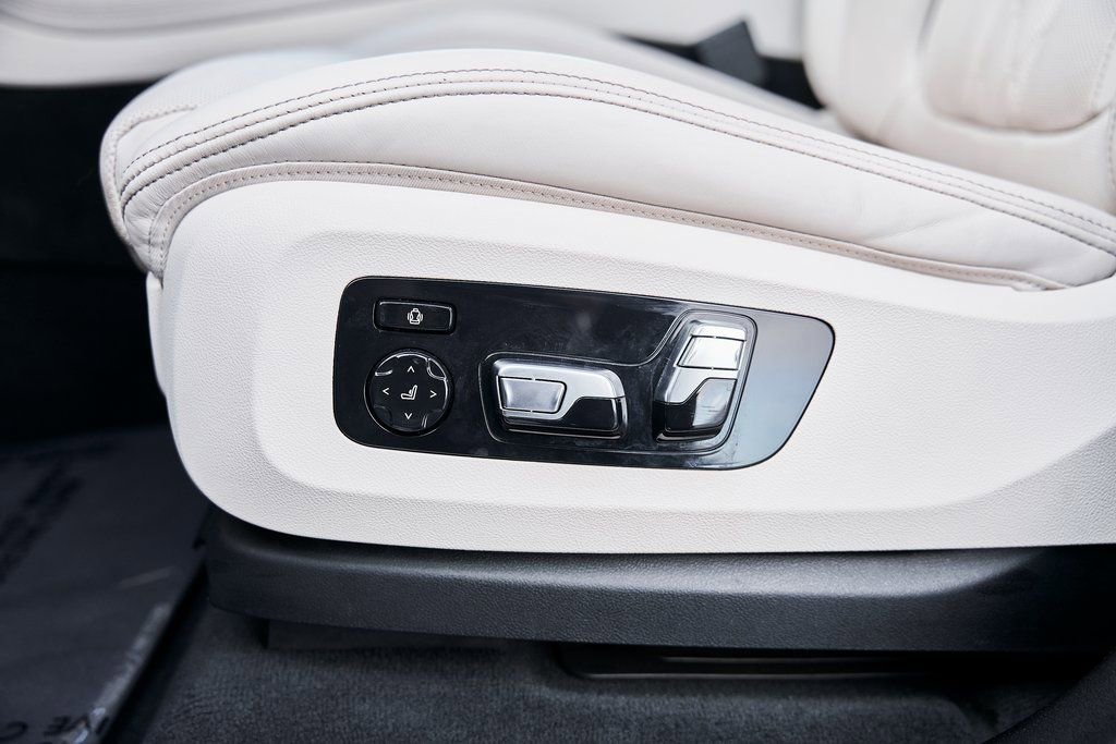 Used 2024 BMW ALPINA XB7 image 40