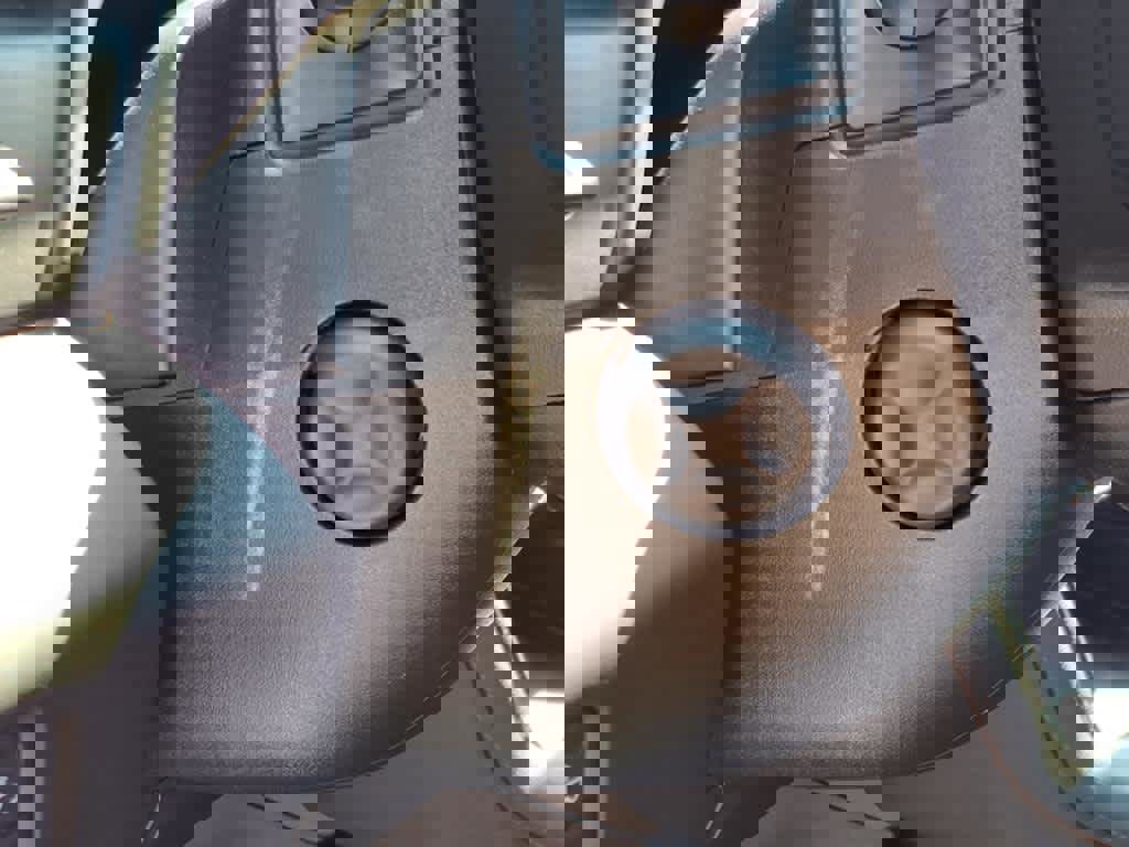 Certified 2024 GMC Sierra 1500 AT4 w/ Technology Package image 8