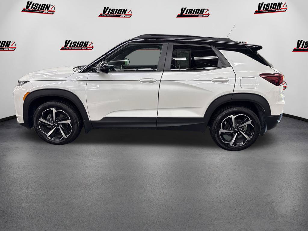 Used 2021 Chevrolet TrailBlazer RS w/ Sun and Liftgate Package AWD/4WD image 8