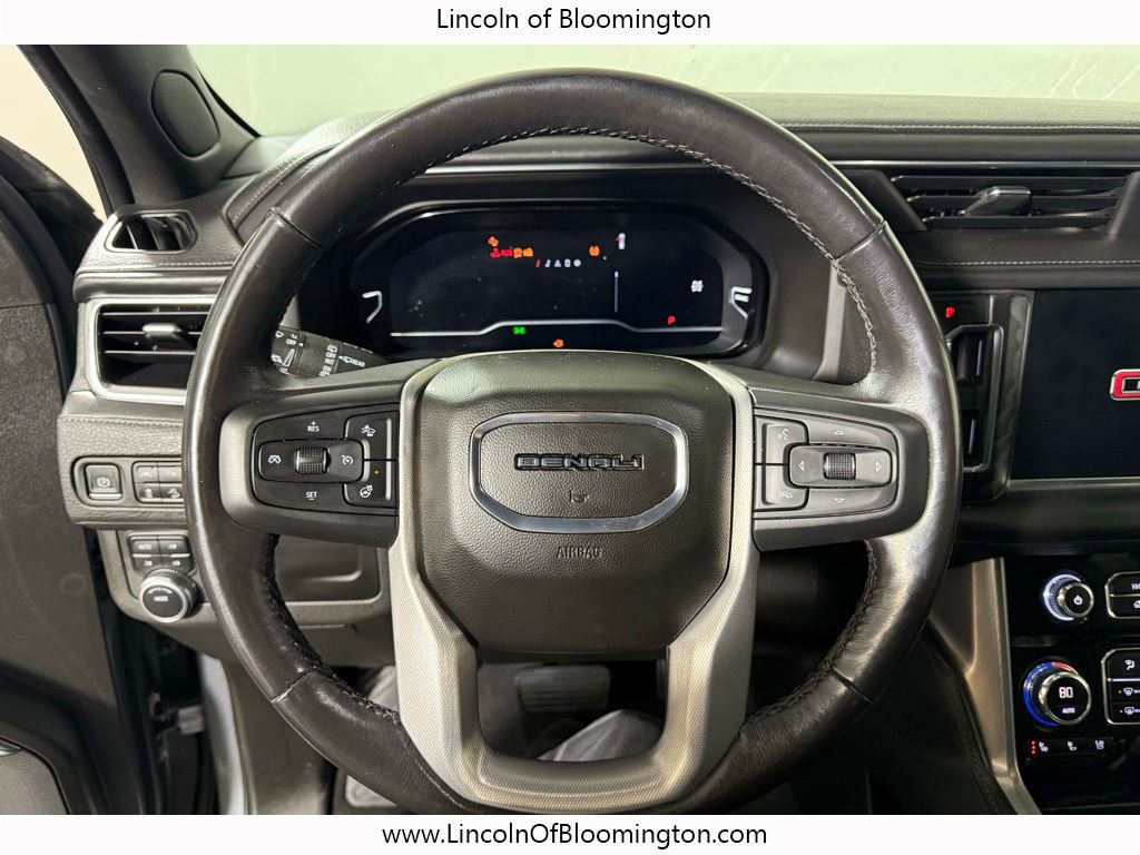 Used 2022 GMC Yukon XL Denali image 27