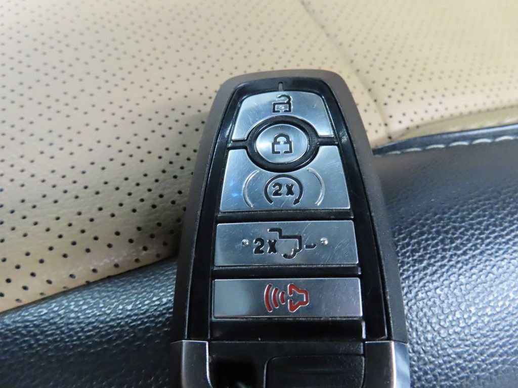 Used 2025 Ford F350 Lariat image 58