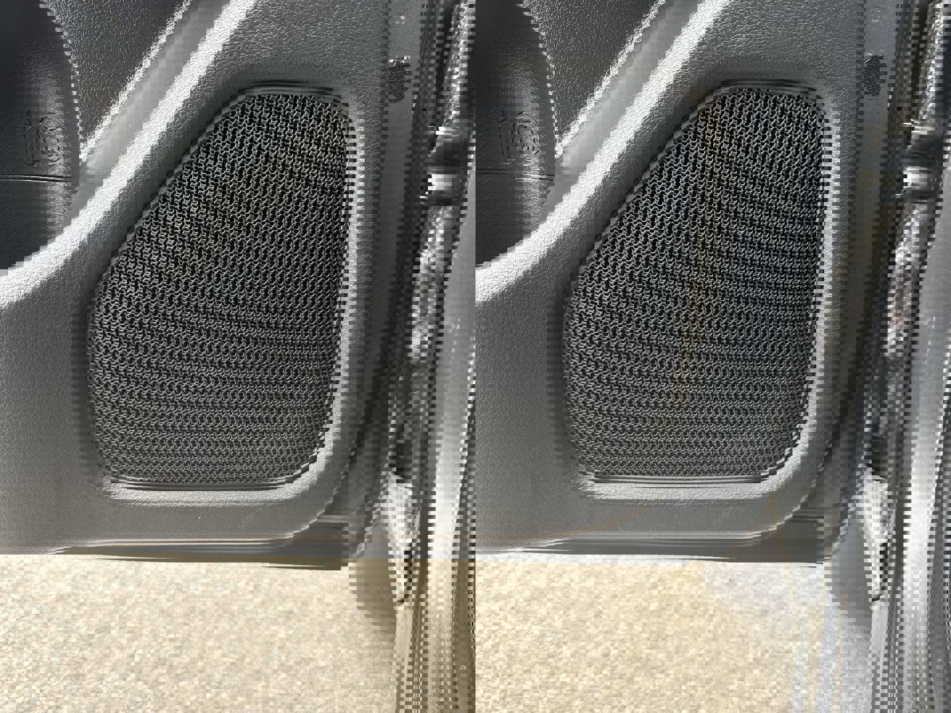 Used 2022 Nissan Frontier SV image 25