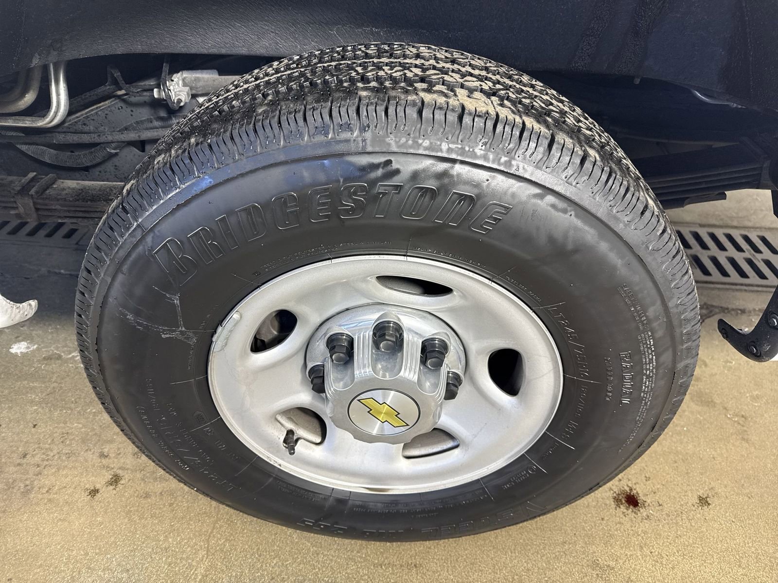 Used 2024 Chevrolet Express 3500 LT w/ LT Preferred Equipment Group image 6