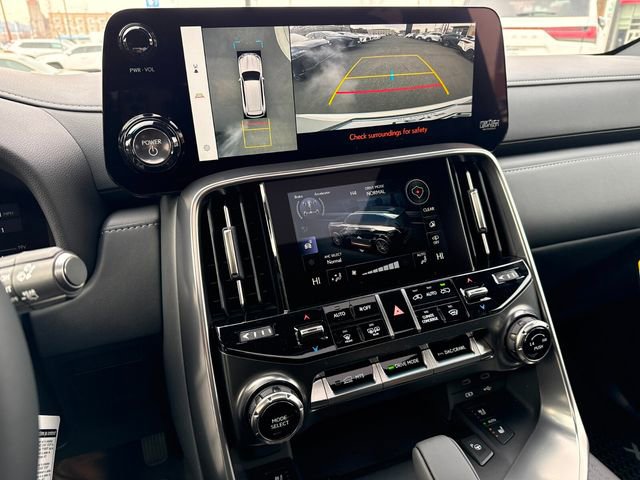 New 2026 Lexus LX 700h Luxury image 24